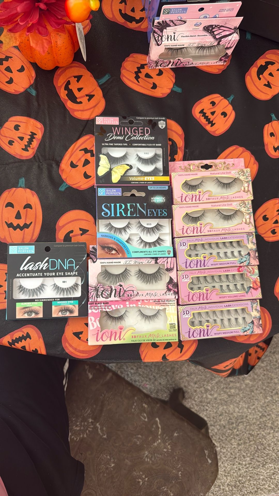 Salon perfect Lashes And Ioni Lashes