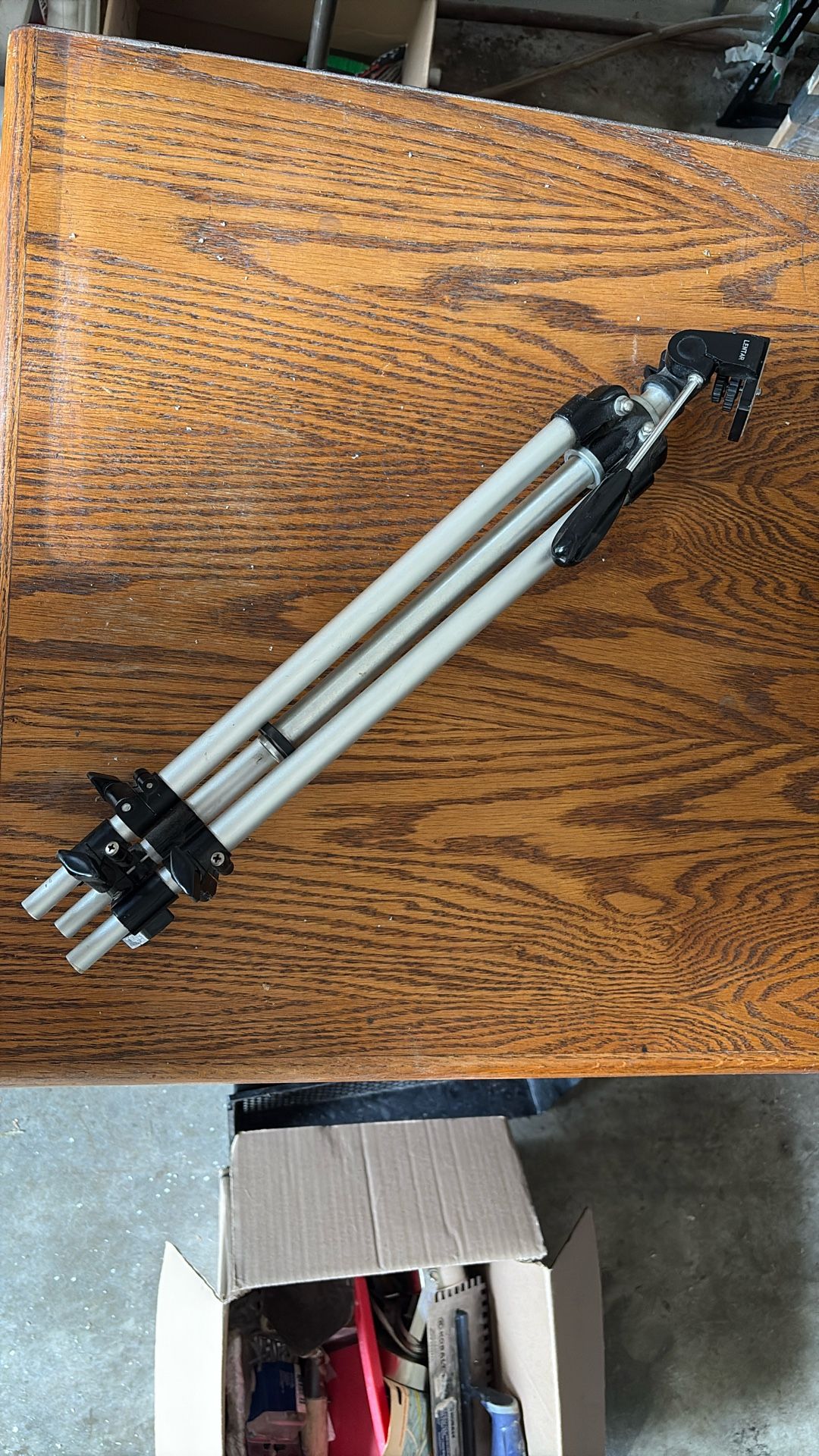 Lennar tripod