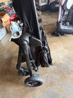 Even Flo stroller