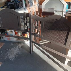 2 Twin Headboards : Taking Offers
