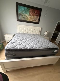 White bedroom set