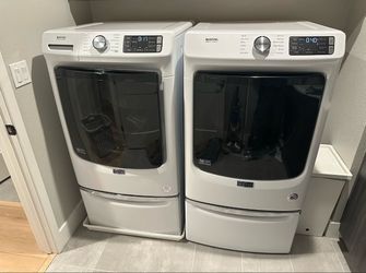 Maytag washer and electric dryer