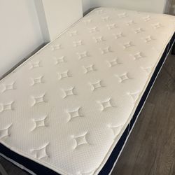 FREE - Twin XL Mattress, Coolvie 10 Inch Twin XL Size Hybrid Mattress, Individual Pocket Springs with Memory Foam, Bed in in a Box, Cooler Sleep with 