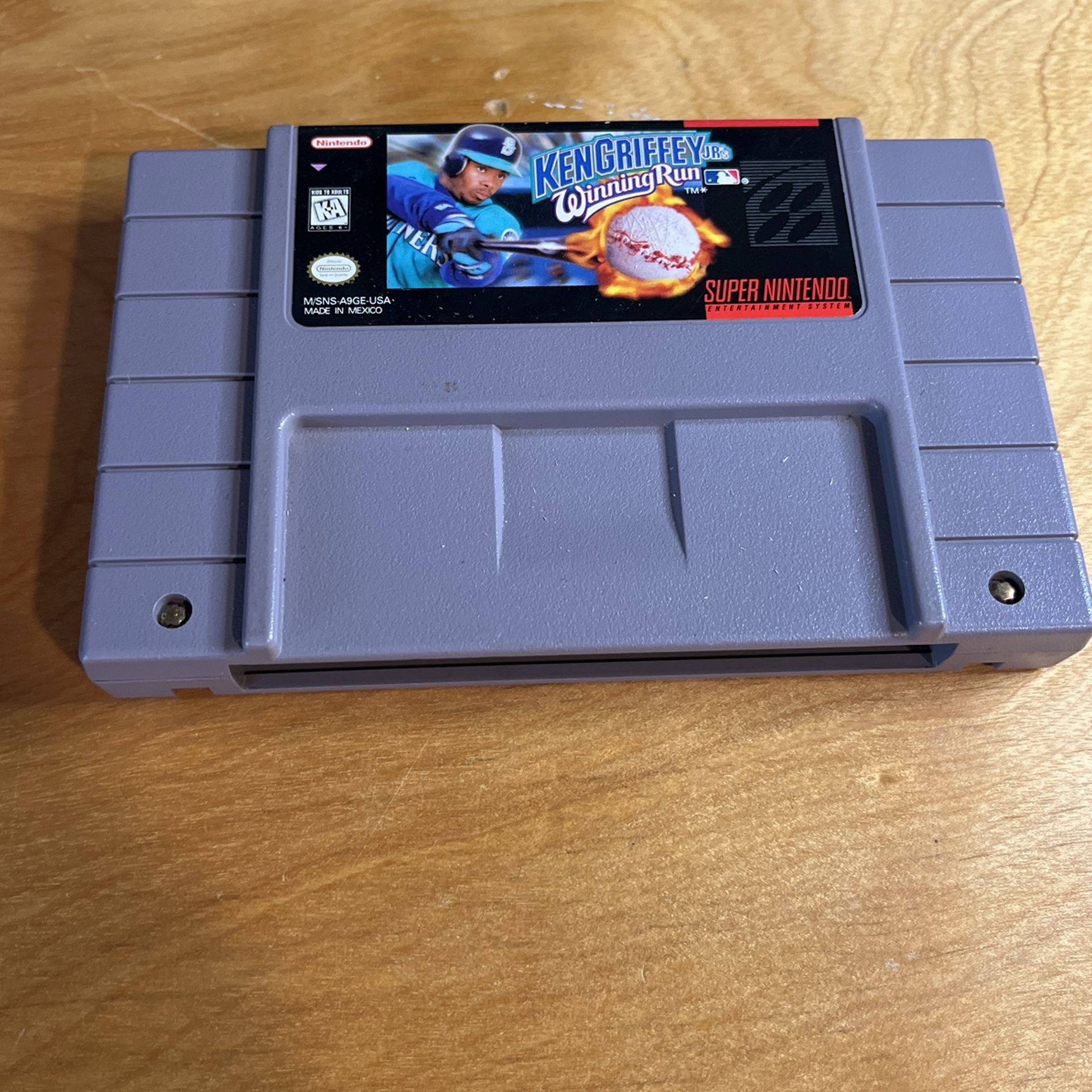 Super Nintendo / SNES - Ken Griffey Jr’s Winning Run