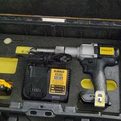 Stanley Neoboltpb2500n
