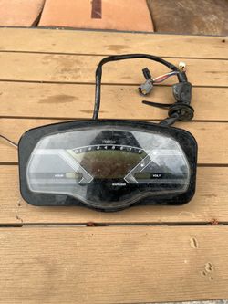 Yamaha wave runner cluster (speedometer)
