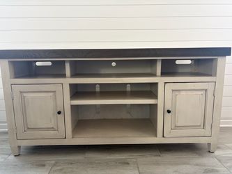 Wooden cabinet console tv stand