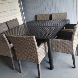 Outdoor patio furniture 9 piece dining set table with 8 chairs