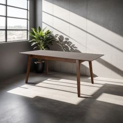 BRAND NEW Extendable Solid Rubber Wood Dining Table