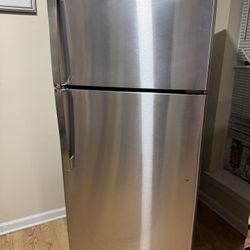 GE Fridge