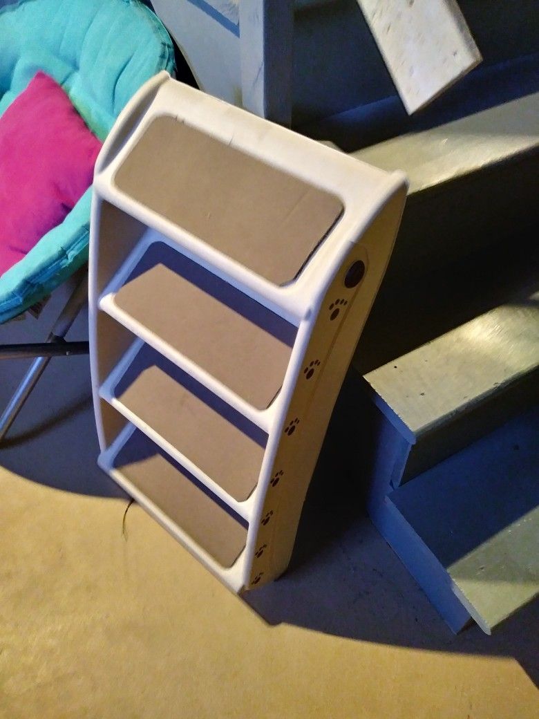 Pet Staircase