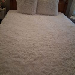 Winter White Duvet With 2 Euro Sham Covers Set Twin