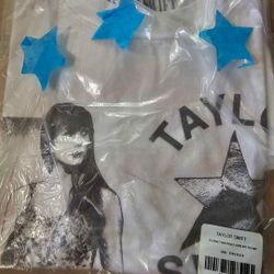 Taylor Swift OFFICIAL MERCH BRAND NEW women girl clothes shirt sweater sweatshirt music pjs