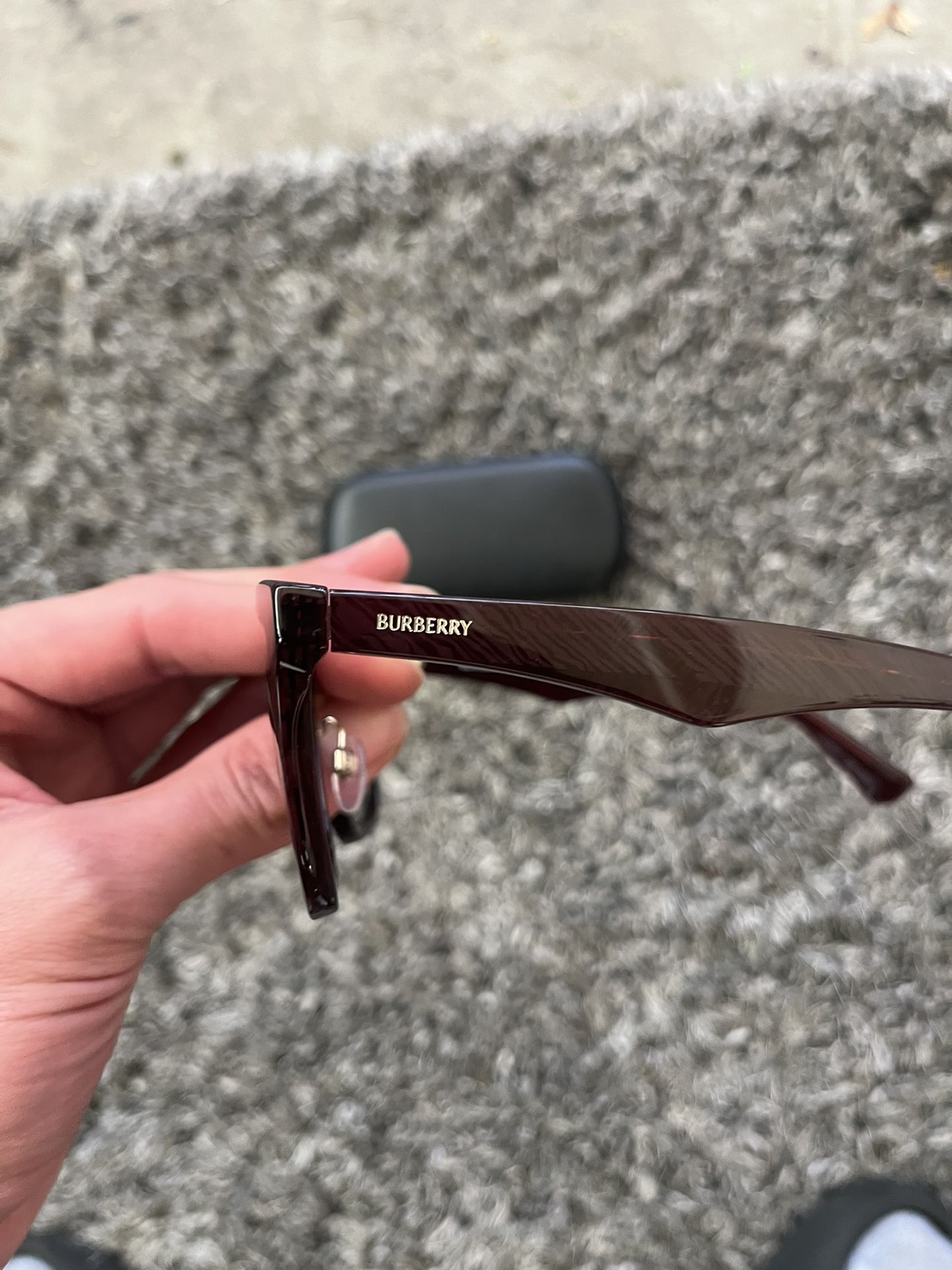 Burberry Sunglasses 
