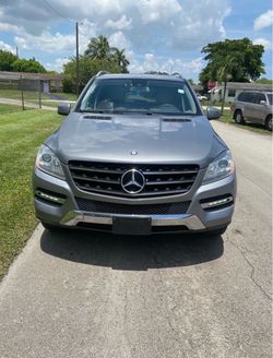 Mercedes Benz
