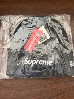Supreme x New Era Black Beanie