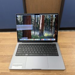 14" MacBook Pro M1 Pro 8 Core*16GB RAM*500GB SSD