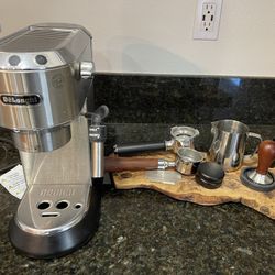 DeLonghi Expresso Maker