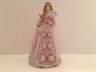 1987 Enesco Musical QUEEN OF HEARTS Bisque Figurine - Karen Hahn Mexico