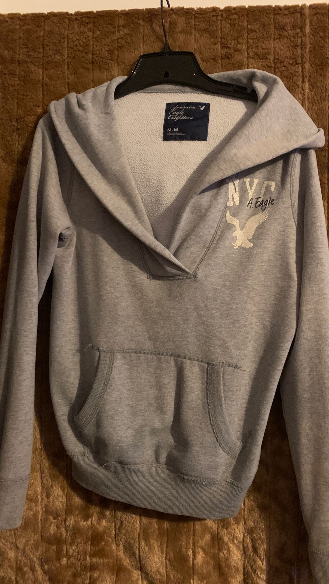 American Eagle size medium hoodie great condition pest free smoke free home