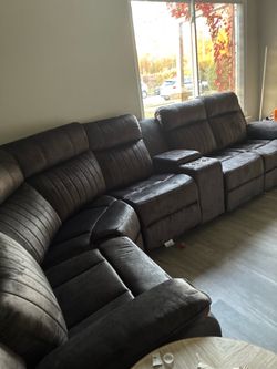 Power recline Sectional