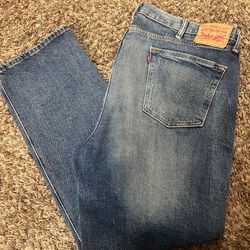 Men’s Levis 541 Size 38x30 great condition $20- Firm
