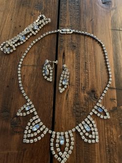 Vintage Clear & blue rhinestone jewelry set