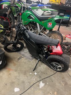 Villain e dirt bike