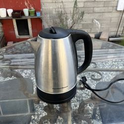 Electric tea kettle water boiler 1.7 L cordless serving