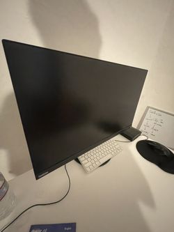 ThinkVision 27” Computer Monitor Wide QHD IPS HDMI/Type-C