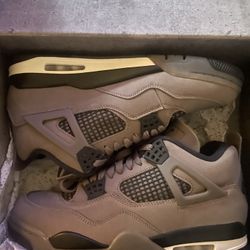 Jordan 4s