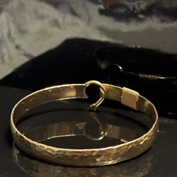 Men’s - Sonya’s St Croix Hook Bracelet - 14K Yellow Gold 8mm - 7 inch