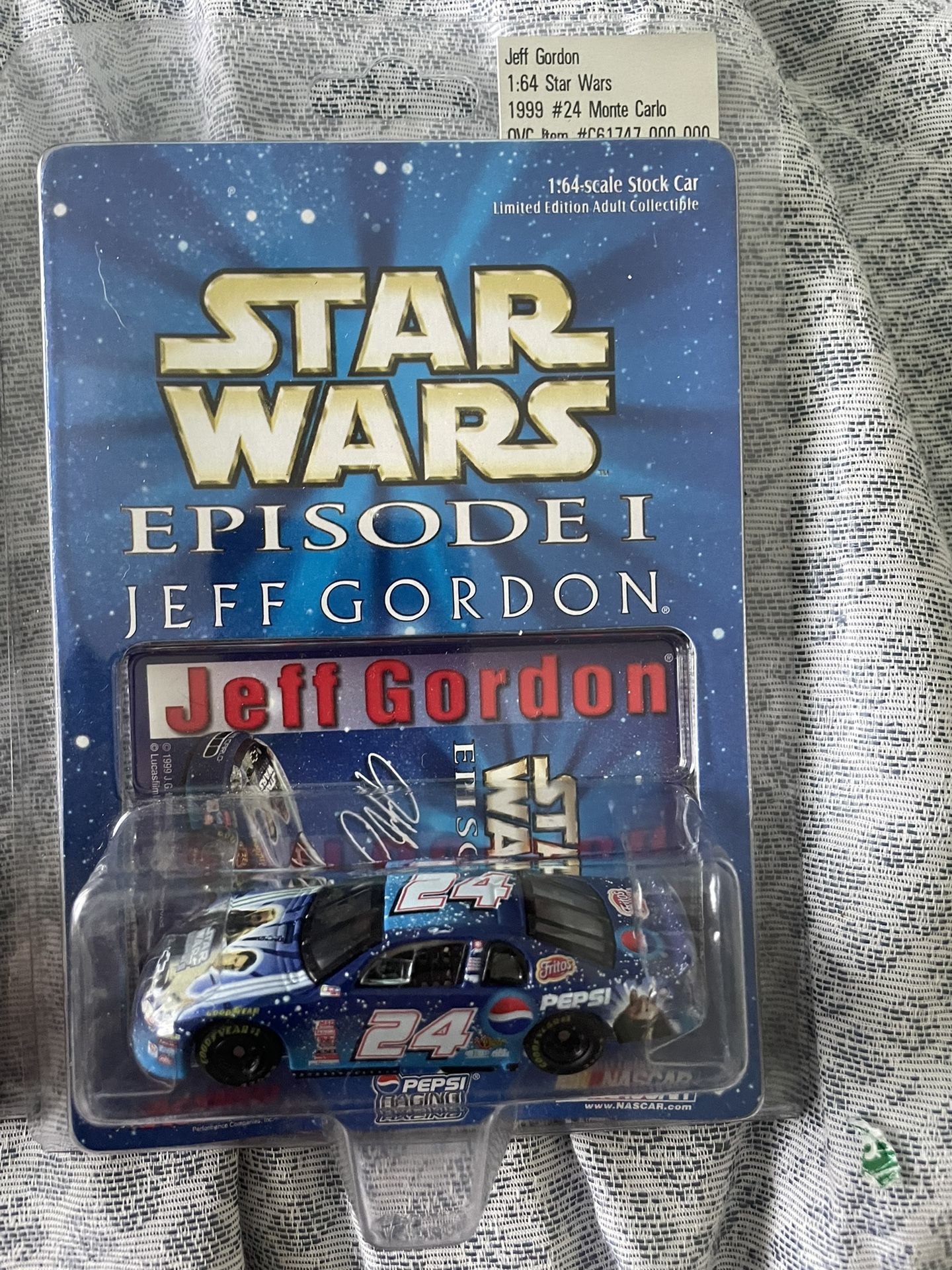 2 Jeff Gordan 1/64 Die Cast NASCAR Race Hit Wheels Pepsi Star Wars