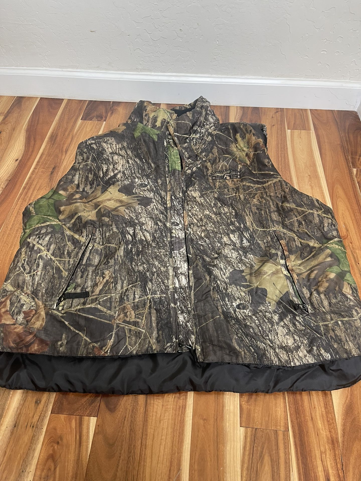 Men’s Vest Size XL