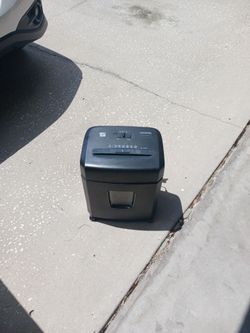 Pen and Gear Shredder