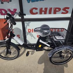 BRAND NEW 3 WHEEL ELECTRIC BICYCLE. E-TRIKE