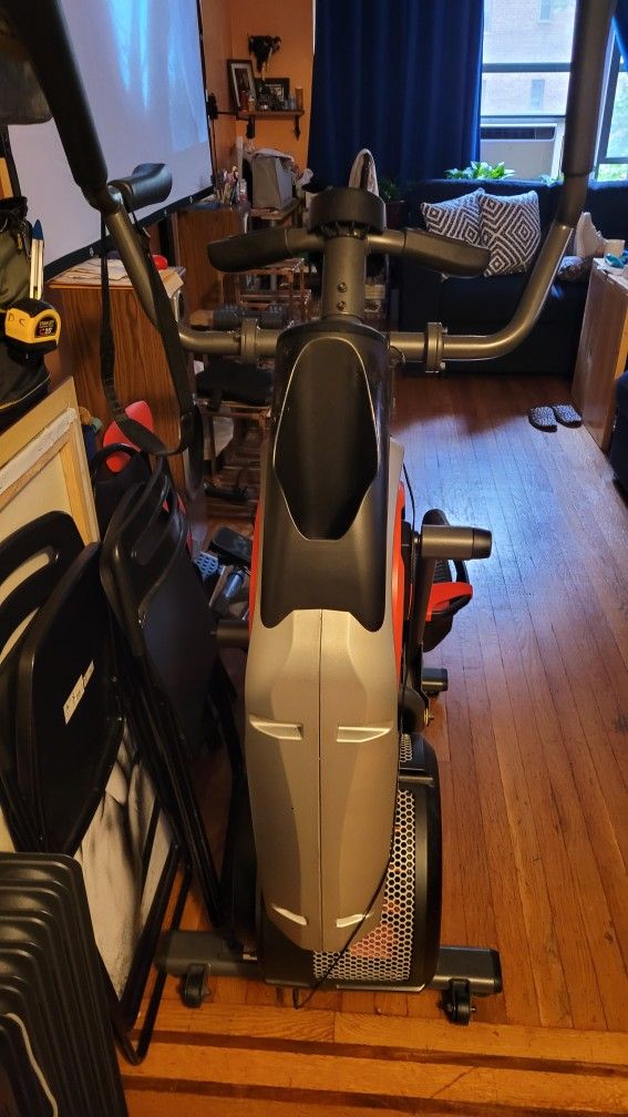 Max Trainer