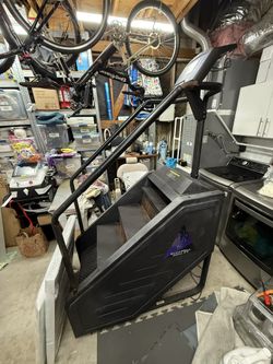Stairmaster Stepmill 7000pt (Step Climber)