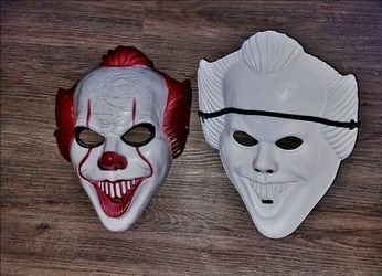 Pennywise IT Halloween Clown Mask