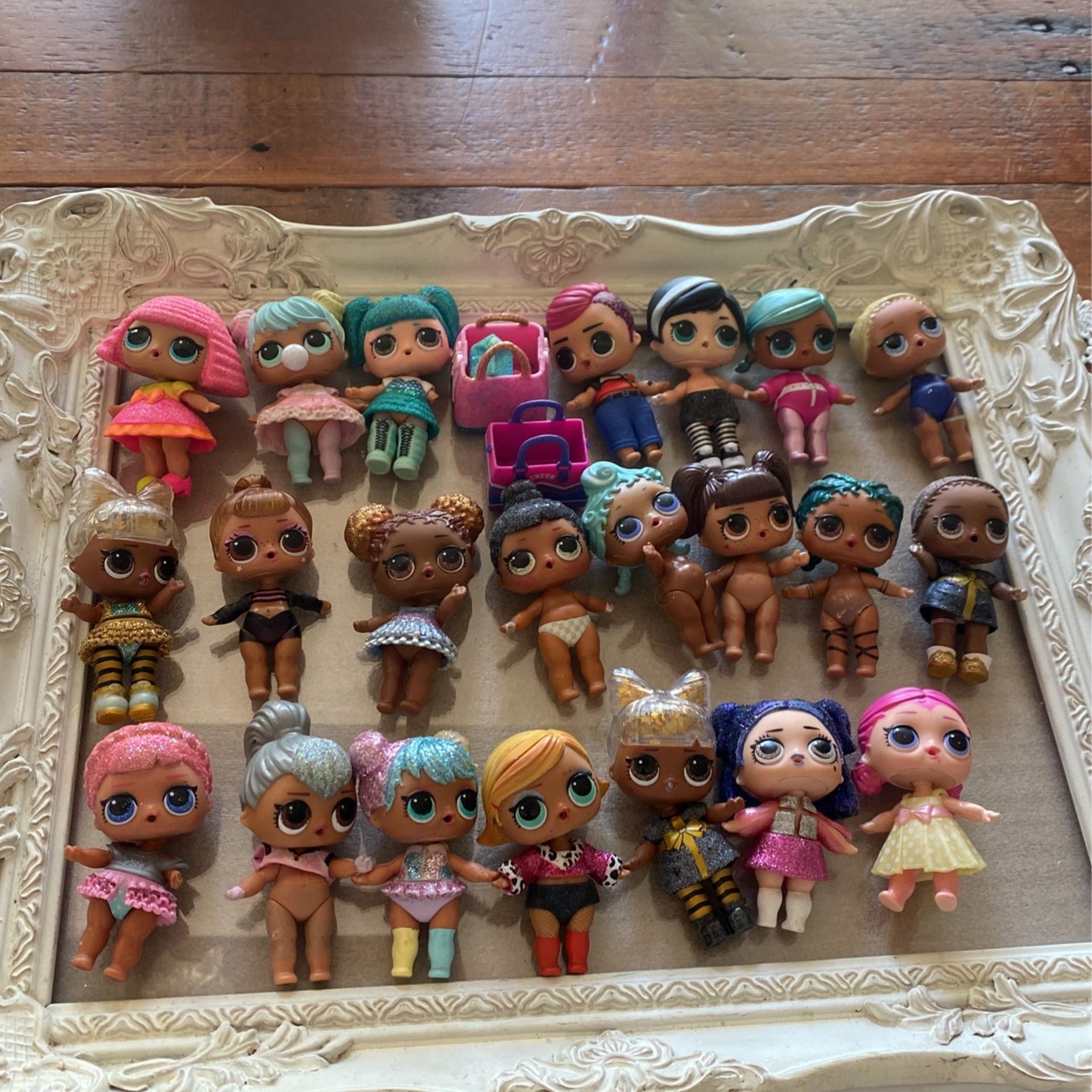 Lot of LOL Surprise Dolls