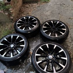 FORD MUSTANG WHEELS 