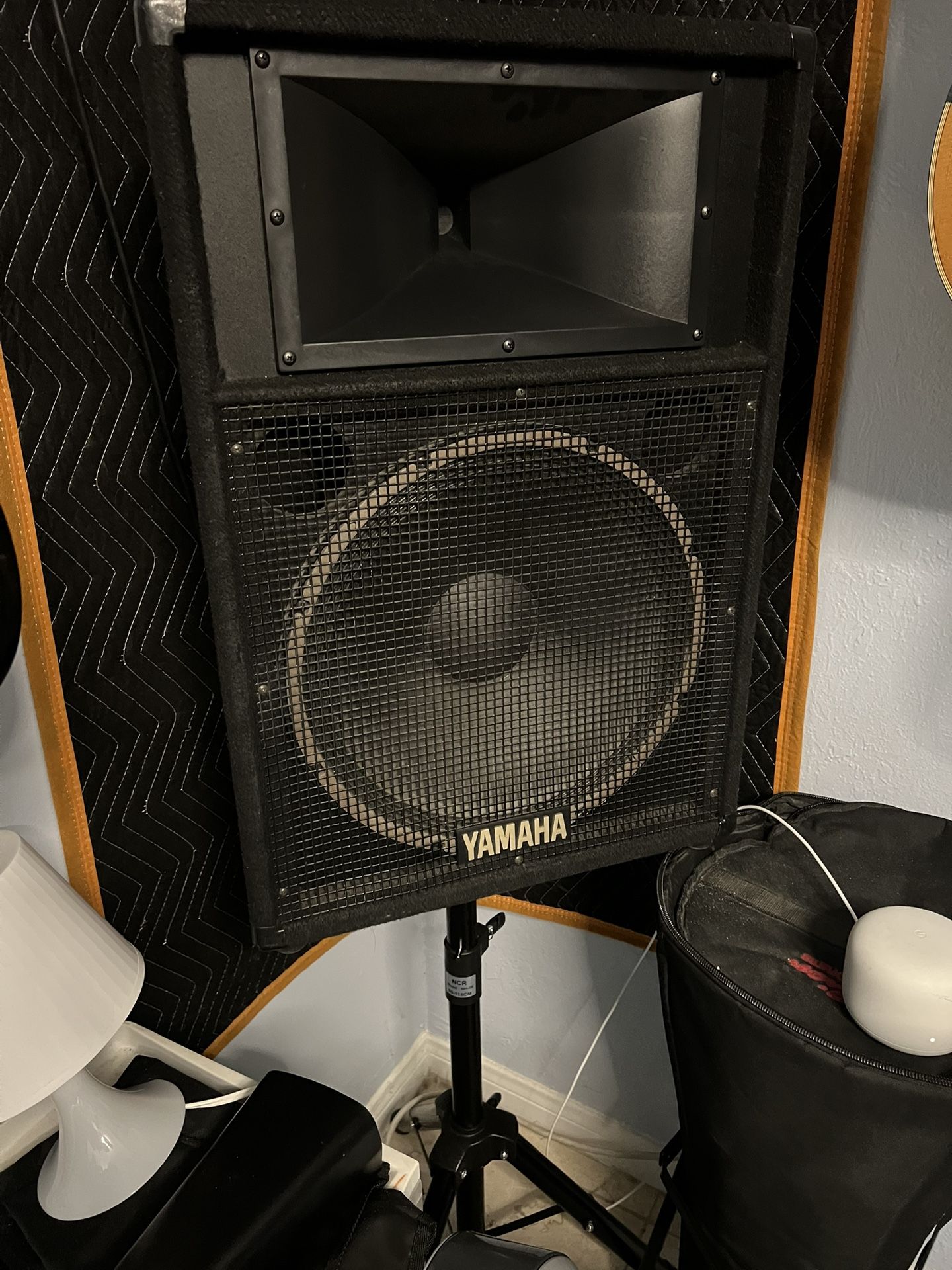 Yamaha S115iv Two Way Passive Speaker. (2) Speakers