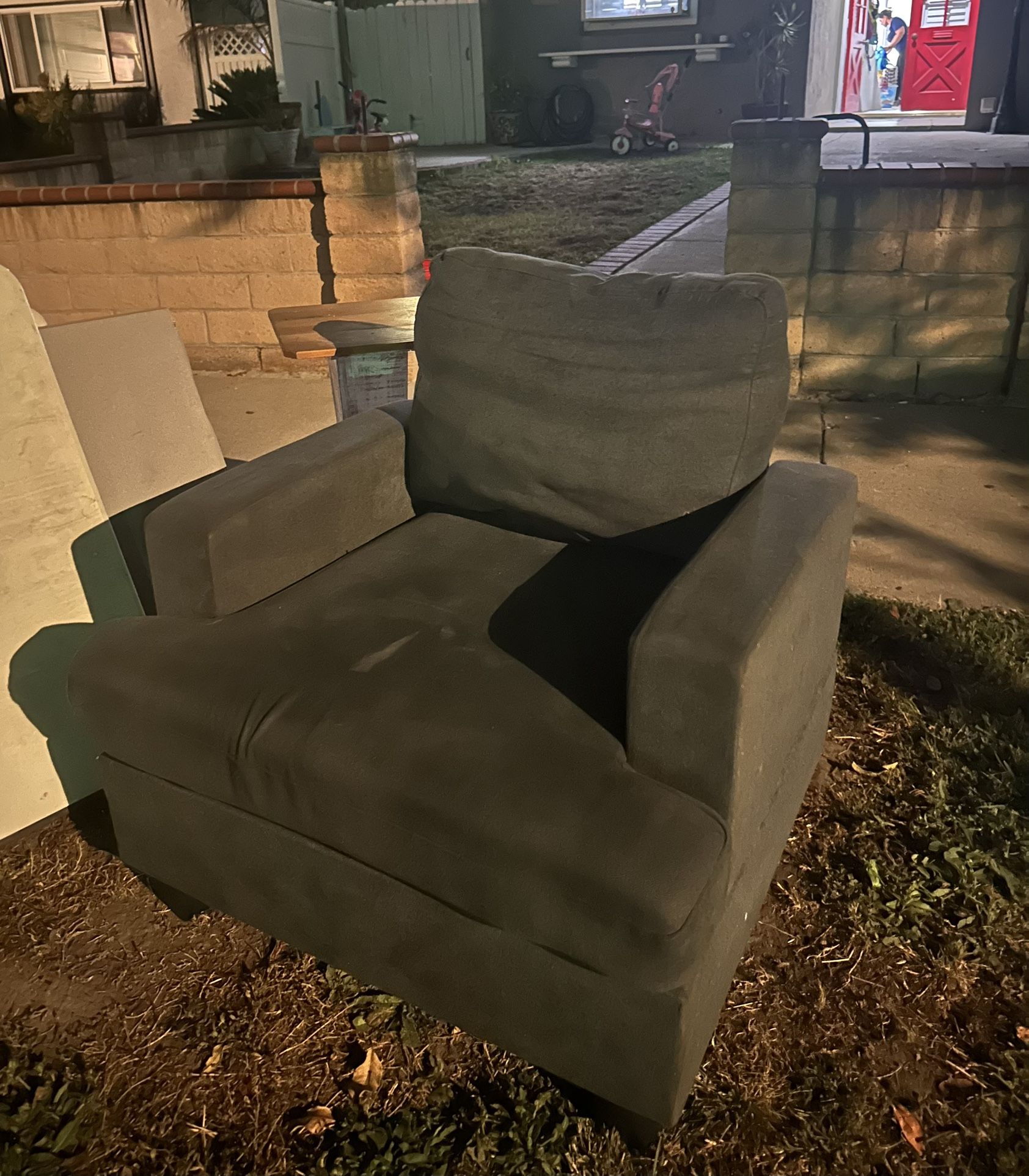 Lounge Couch 