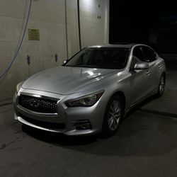 2015 Infiniti Q50