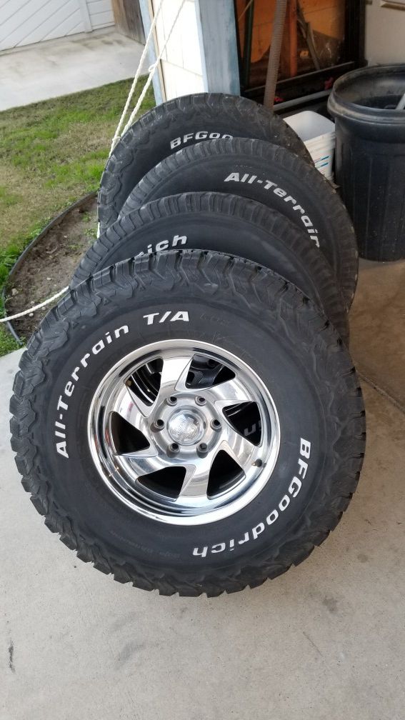 Chevy chrome wheels