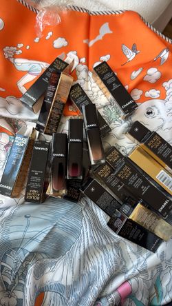 Makeup lipsticks Labiales authentic new $25 each