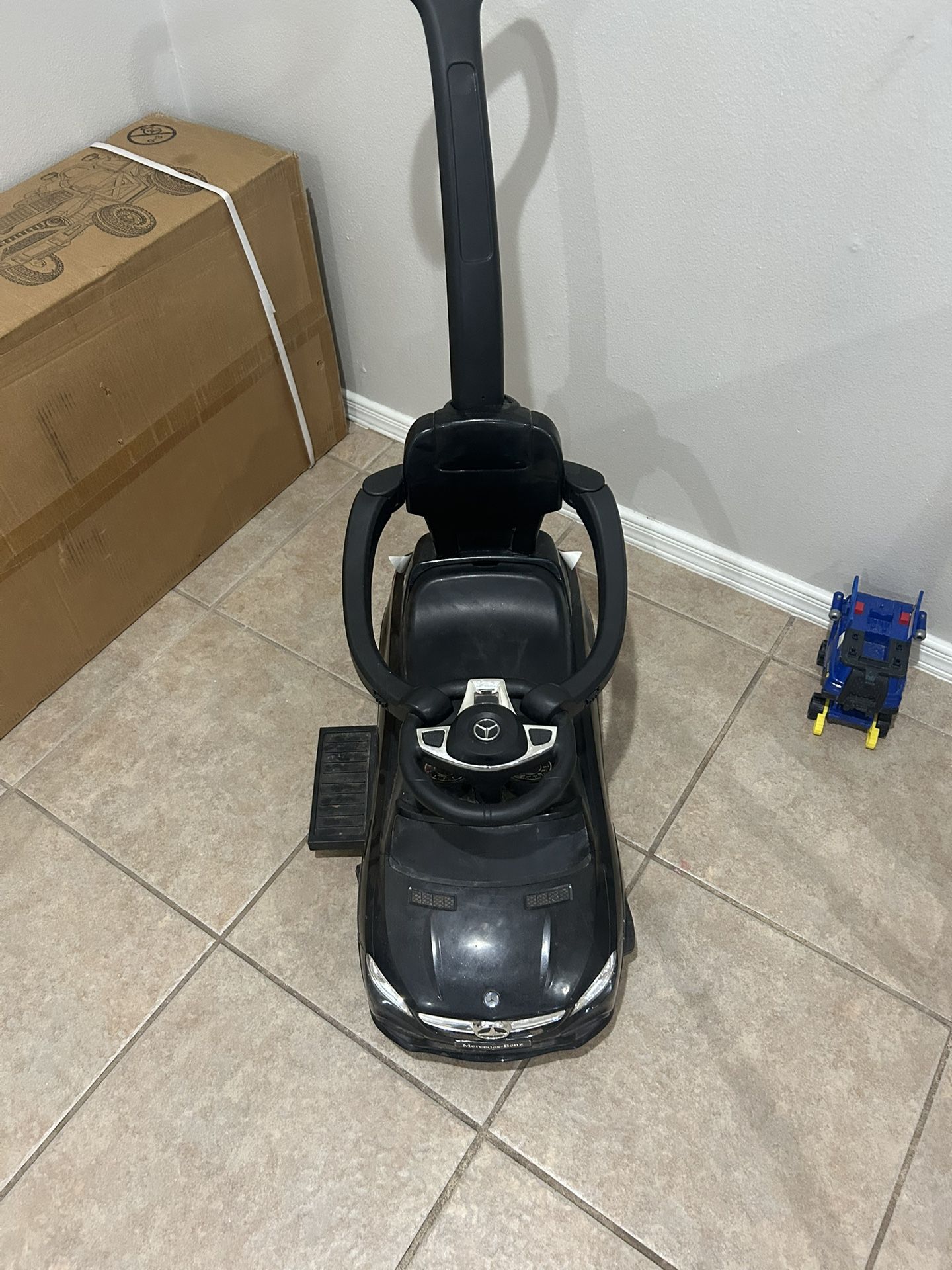 Mercedes Kids Walker/ Pusher