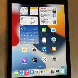 Apple iPad 6th Gen MR7F2LL/A A1893 23GB Space Gray