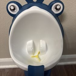 Toddler urinal 