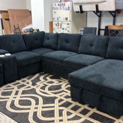 New X-Large Sleeper Sectional Couch / Free Delivery 